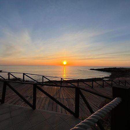 Sea View Apartment Beach Front Punta Prima Torrevieja Bagian luar foto