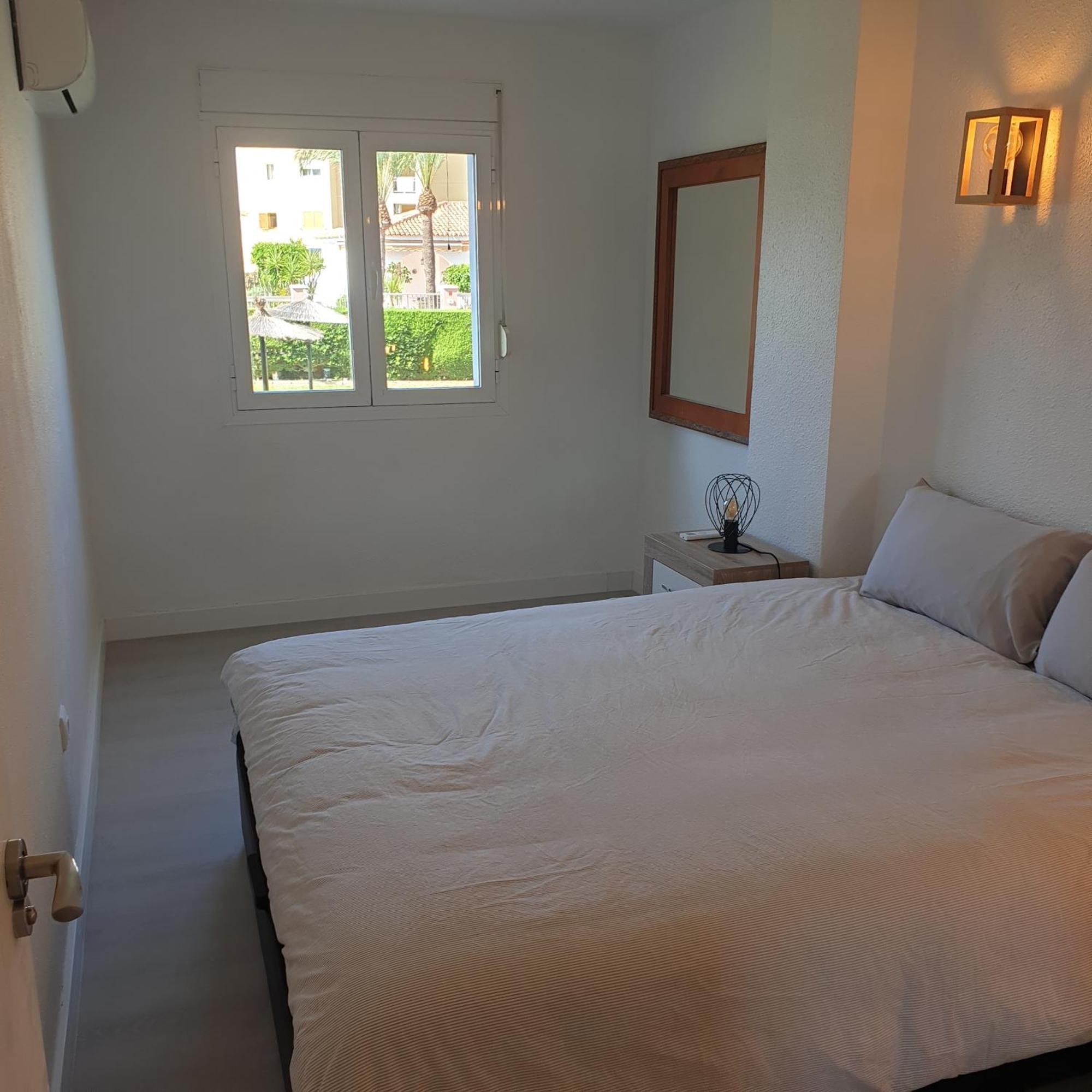 Sea View Apartment Beach Front Punta Prima Torrevieja Bagian luar foto